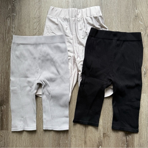 Revamped Pants - 3 Pairs Revamped Womens Short Set - Black, Grey, Cream